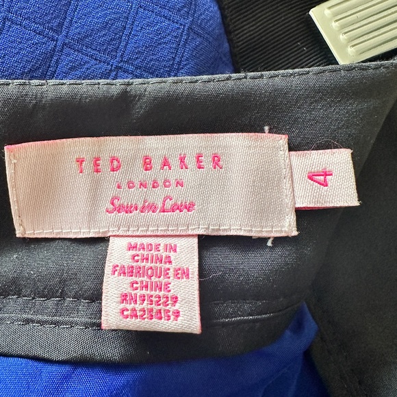 Ted Baker London Skater Skirt with side pockets and pleated front. - Picture 5 of 12